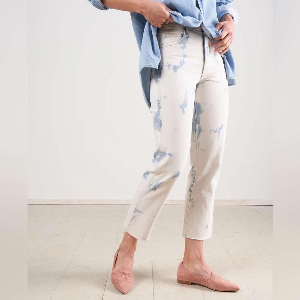 AMO | loverboy jeans - bleach out Size 29
color: bleach out